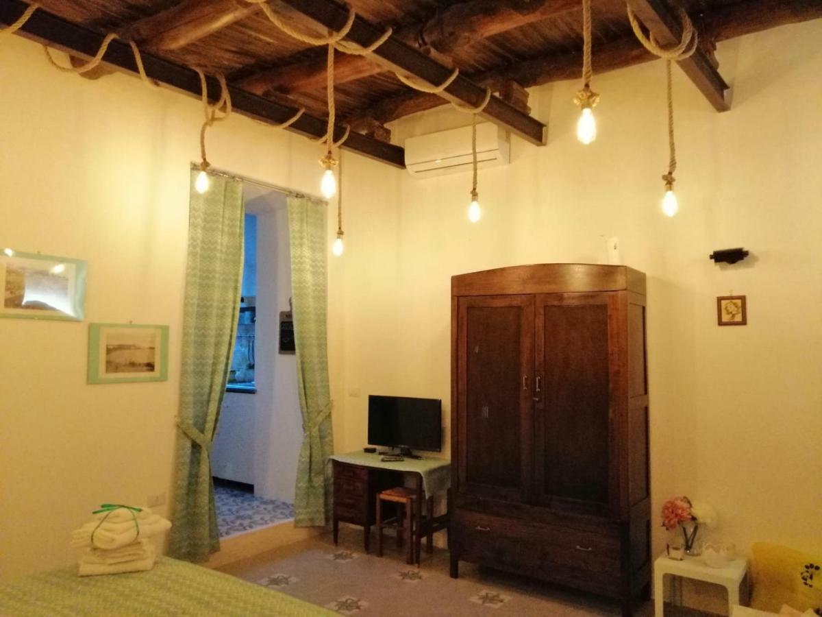Ferienwohnung Dimora Via Col Vento Neapel Exterior foto
